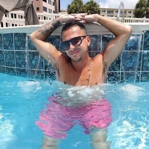 Meet your Posher, Dado